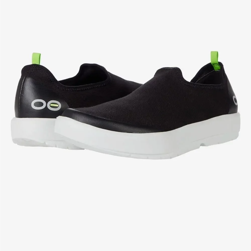 OOFOS OOmg Eezee Women’s White Black Sneakers 5 NWT